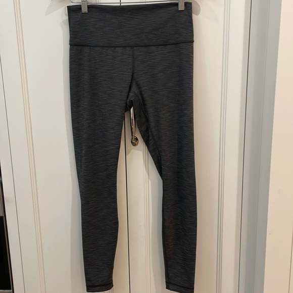 Lululemon Wunder Under Gray Heathered Leggings—Beautiful Fabric!! Like New!! 10 - Picture 1 of 7